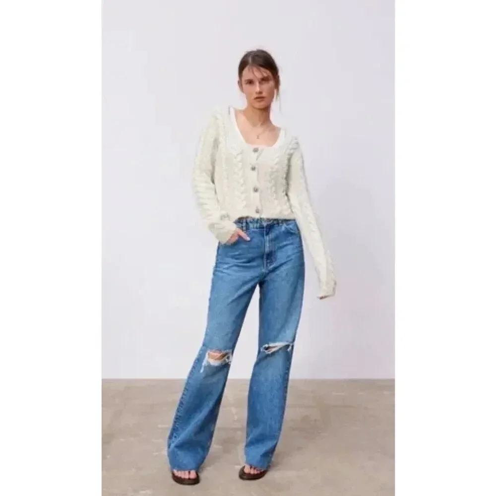 Zara knit cardigan with jewel buttons - Picture 3 of 12